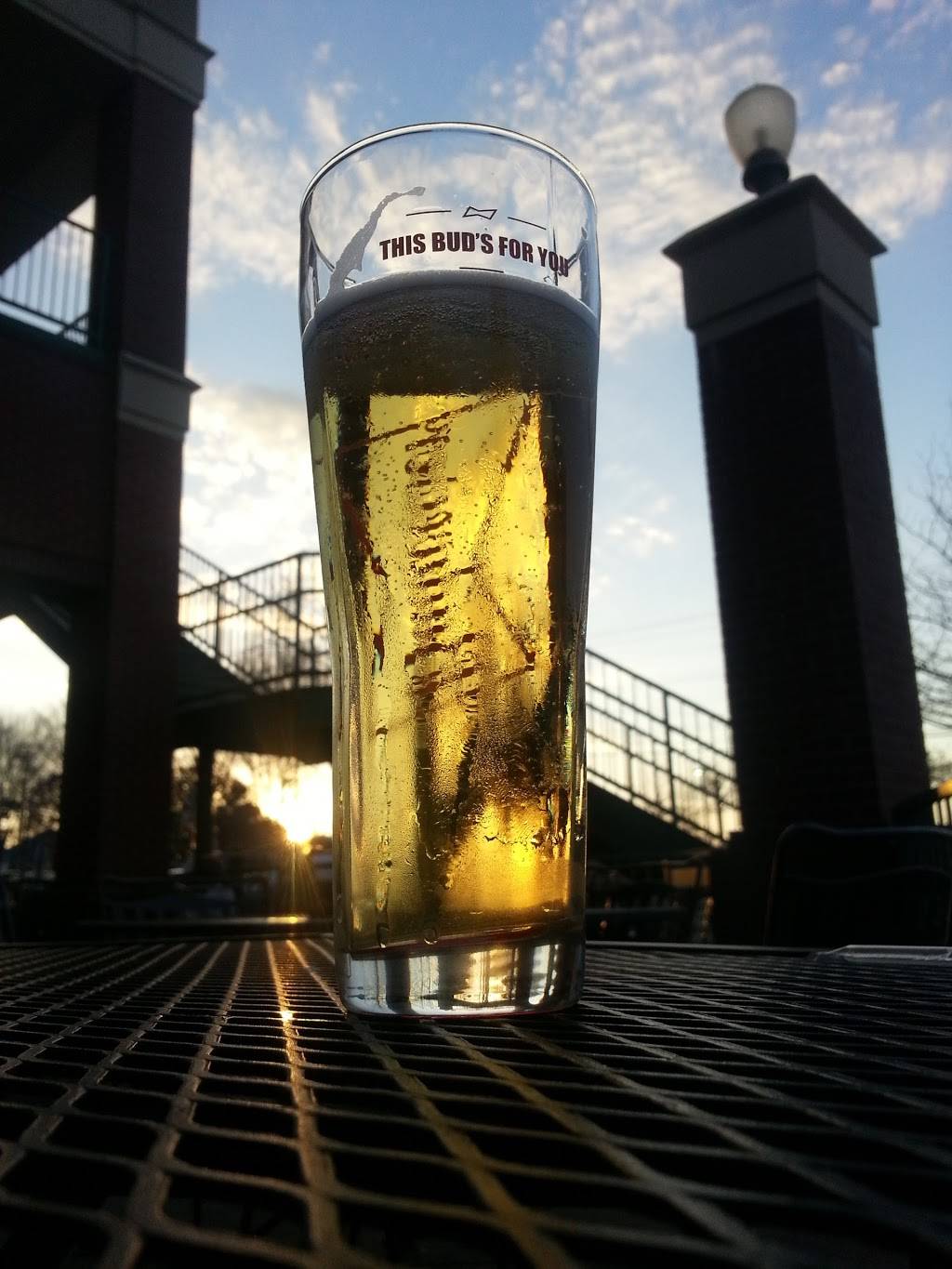 Taco Mac | restaurant | 875 N Main St Ste 306, Alpharetta, GA 30009, USA | 7703469119 OR +1 770-346-9119