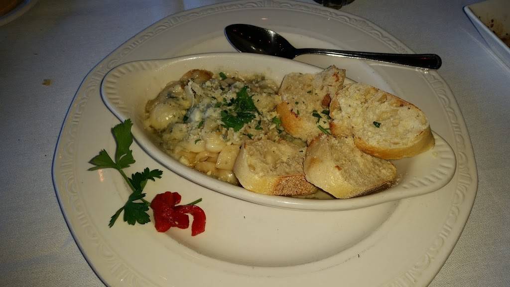 Cuccias | Pasta, Pizza, Wine Bar | restaurant | 545 Mohawk Hwy Rd, Graeagle, CA 96103, USA | 5308362121 OR +1 530-836-2121