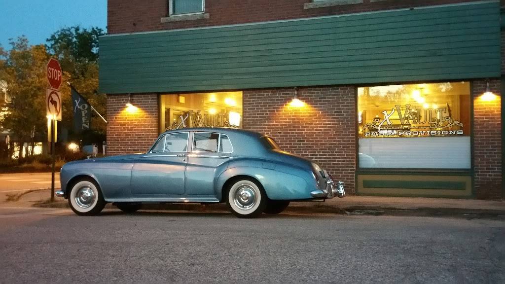 X Vault Pub & Provisions | restaurant | 10 Market Square, South Paris, ME 04281, USA | 2077392999 OR +1 207-739-2999