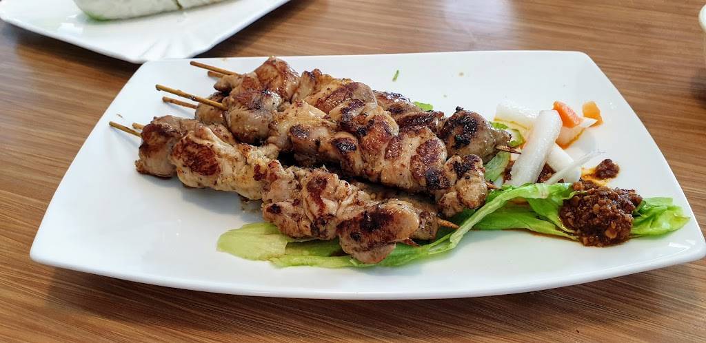 Xelua Vietnamese Restaurant | restaurant | 180 Steeles Ave W, Thornhill, ON L4J 2L1, Canada | 9058822122 OR +1 905-882-2122