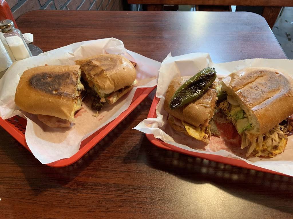 Las Tortugas Parker | restaurant | 3140 S Parker Rd, Aurora, CO 80014, USA | 7206394937 OR +1 720-639-4937