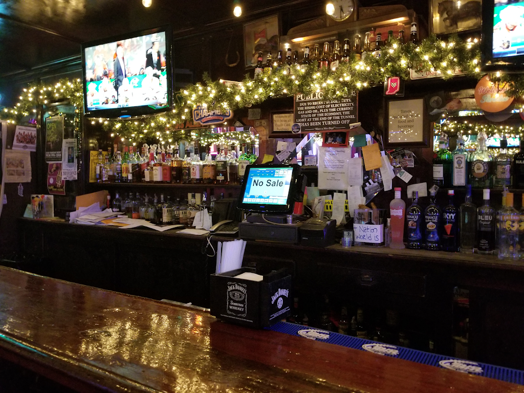 Tracys Tavern | restaurant | 401 55th St, Clarendon Hills, IL 60514, USA | 6306549451 OR +1 630-654-9451