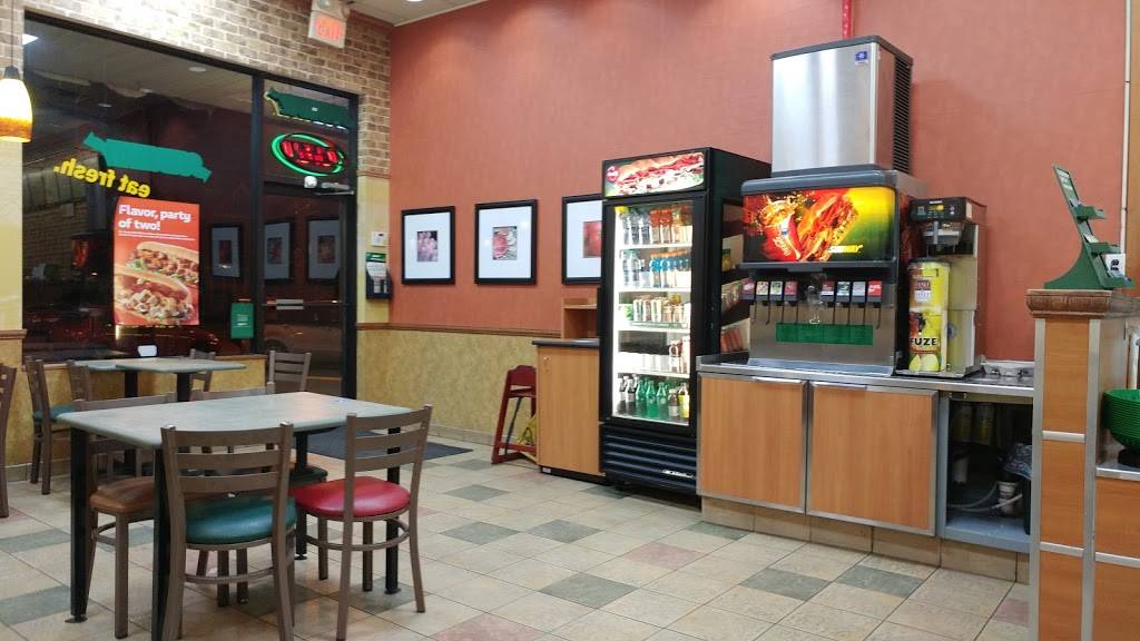 Subway Restaurants | restaurant | 2010 John F. Kennedy Blvd, Union City, NJ 07087, USA | 2013250060 OR +1 201-325-0060