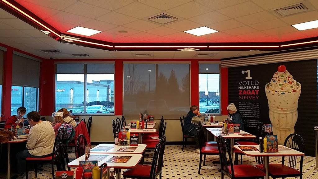 Steak n Shake | restaurant | 835 Robert Raymond Dr, Lake St Louis, MO 63367, USA | 6366251820 OR +1 636-625-1820