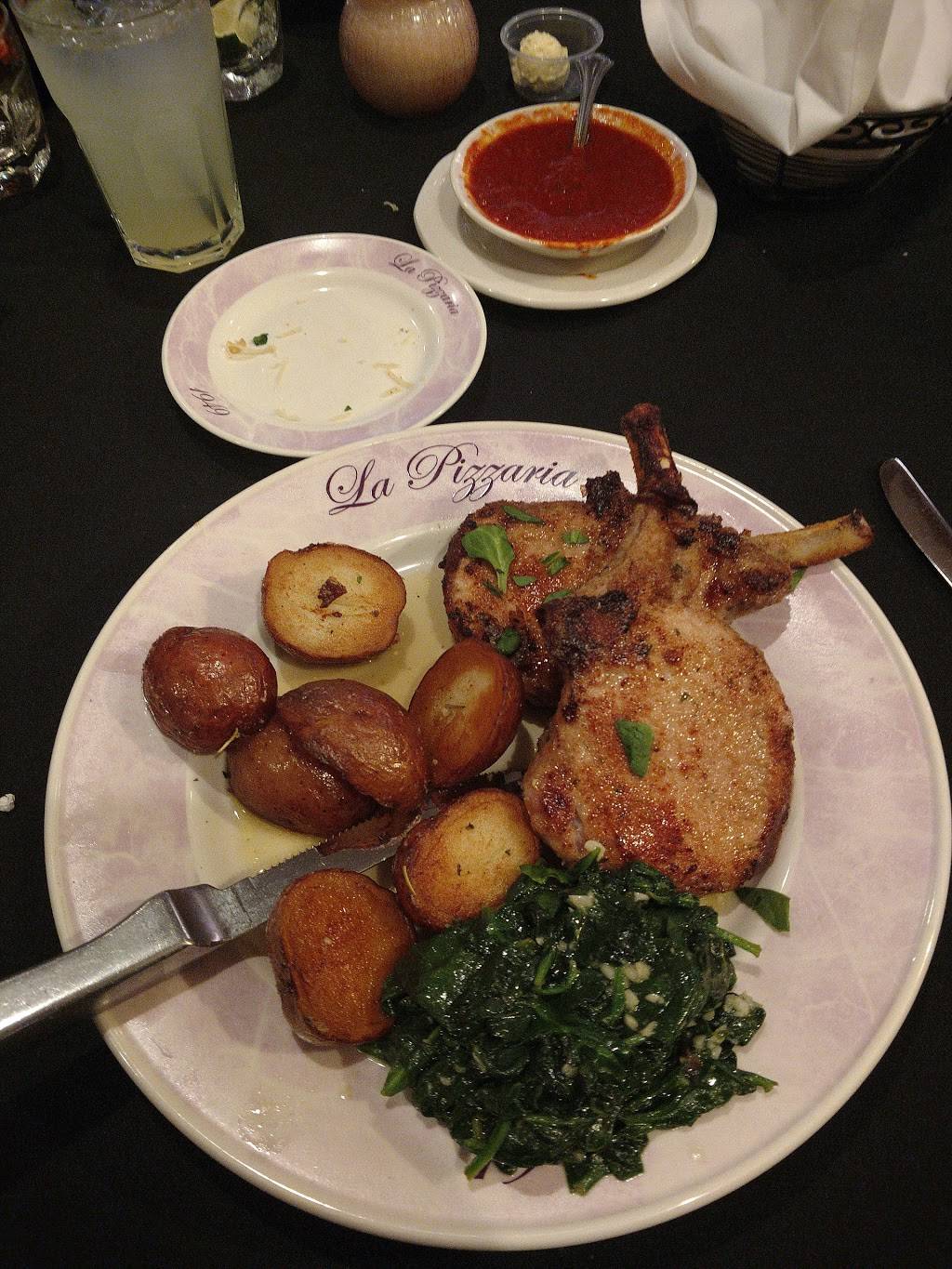 La Pizzaria | restaurant | 3656 Dressler Rd NW, Canton, OH 44718, USA | 3304774700 OR +1 330-477-4700