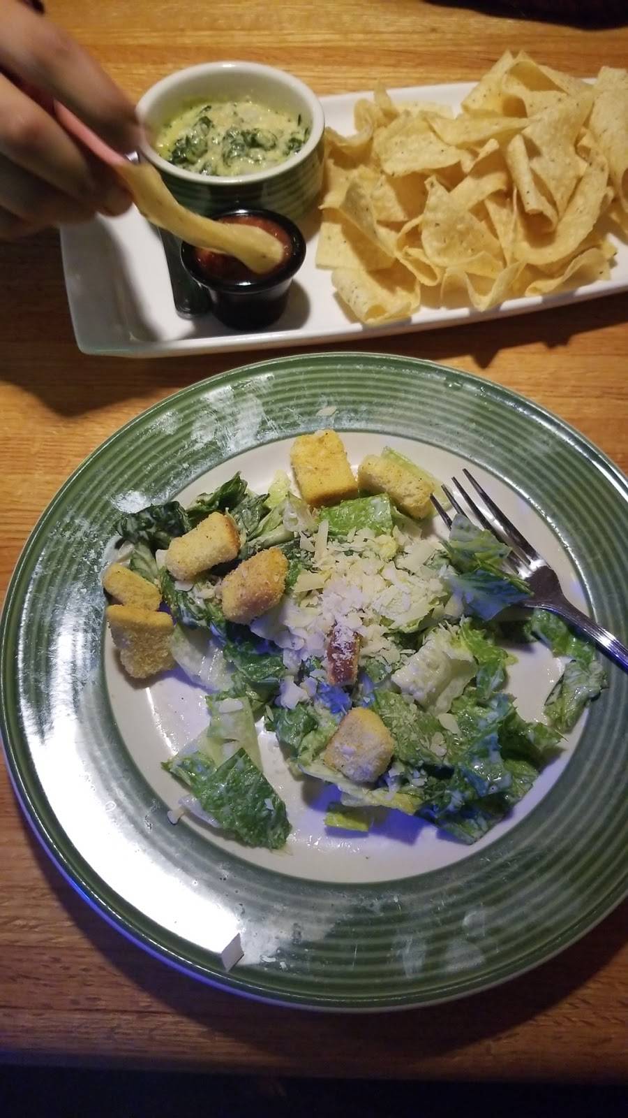 Applebees Grill + Bar | restaurant | 7901 1/2, Southtown Center, Bloomington, MN 55420, USA | 9528818845 OR +1 952-881-8845