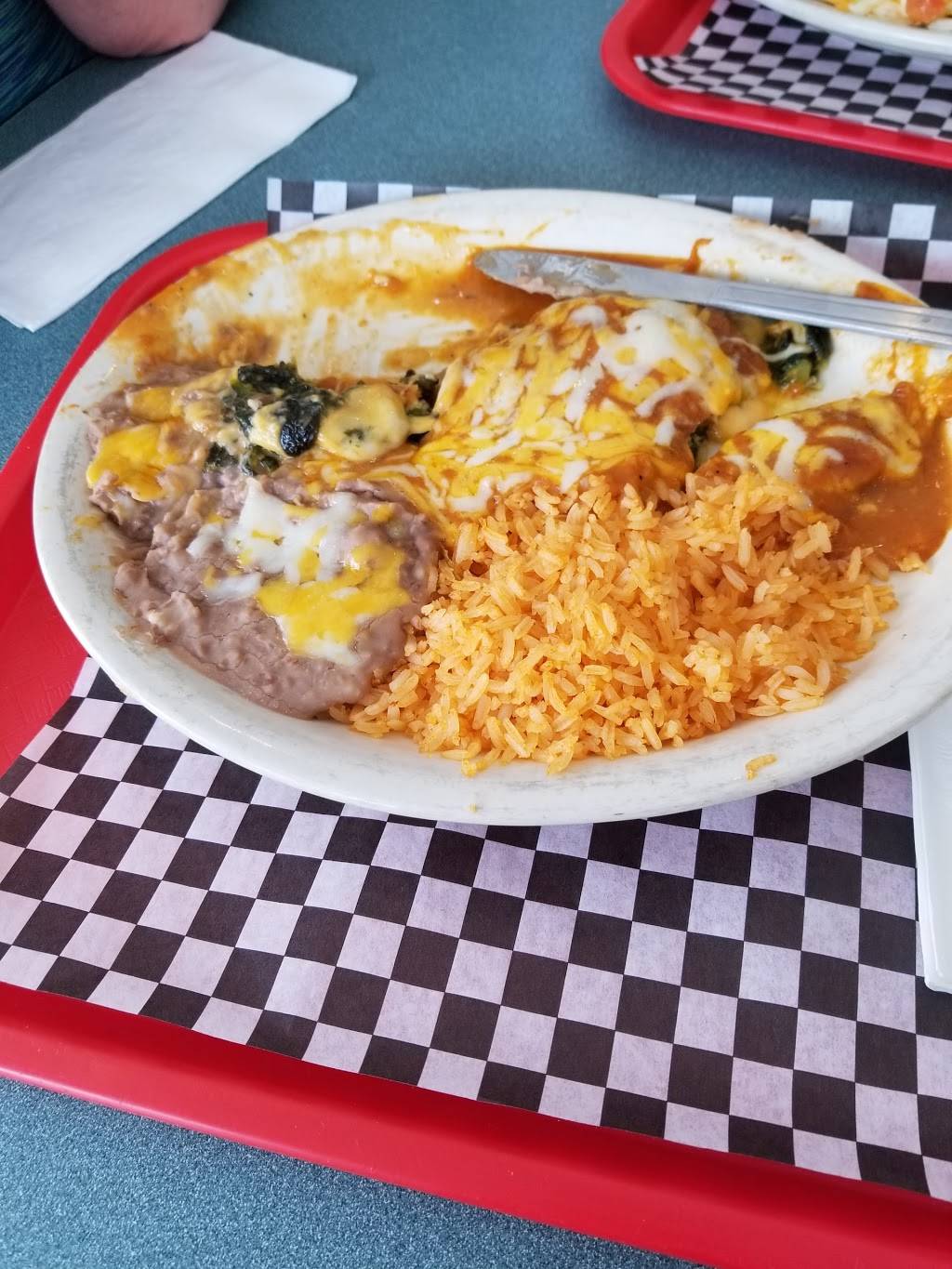 Taqueria El Trio Loco | restaurant | 200 Broadway St, Seaside, OR 97138, USA | 5037397121 OR +1 503-739-7121