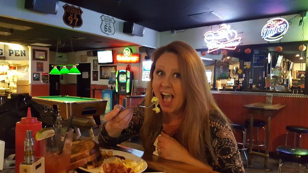 Steel Horse Saloon | restaurant | 1818 W Bell Rd, Phoenix, AZ 85023, USA | 6029428778 OR +1 602-942-8778