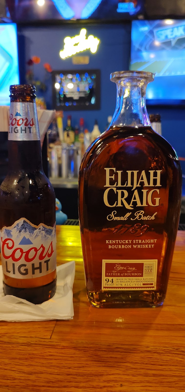 The Rubber Duck | restaurant | 136 S River Rd, Clinton Twp, MI 48036, USA | 5864770556 OR +1 586-477-0556