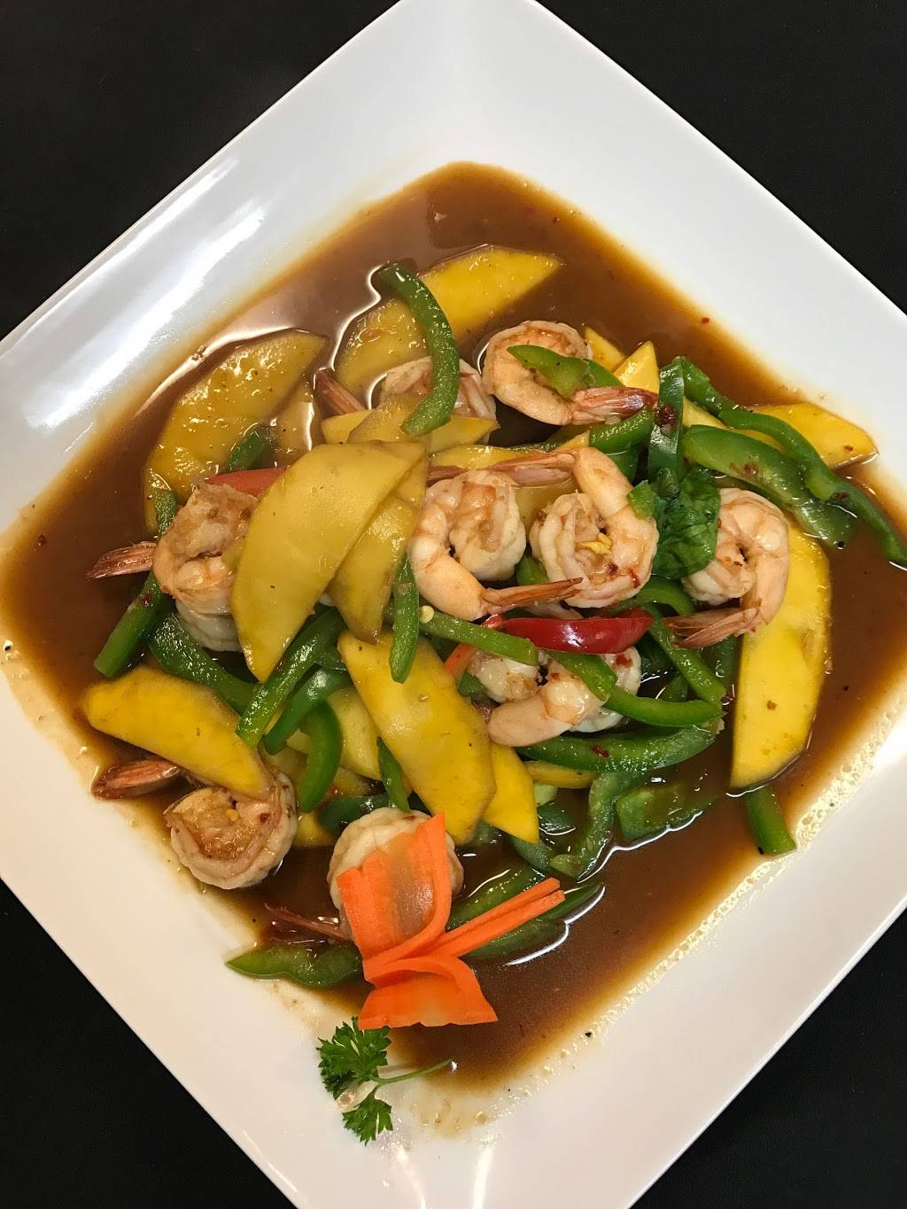 Green Leaf Thai Bistro & Sushi Bar | restaurant | 1614 Beltline Rd SW, Decatur, AL 35601, USA | 2566860777 OR +1 256-686-0777