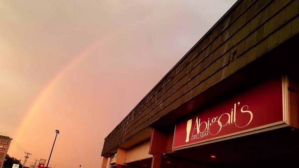 Abigails Grill & Bar | restaurant | 3701 SW Plaza Dr, Topeka, KS 66609, USA | 7852466866 OR +1 785-246-6866