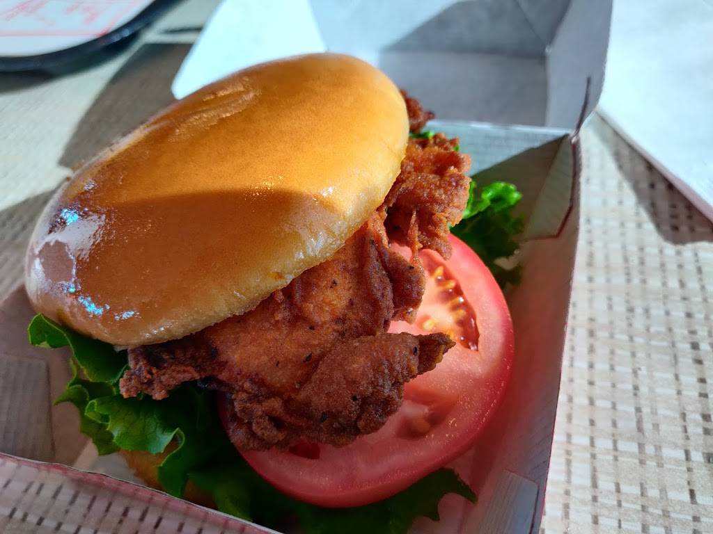 Chick-fil-A | restaurant | 2245 S 9th St, Salina, KS 67401, USA | 7858208007 OR +1 785-820-8007