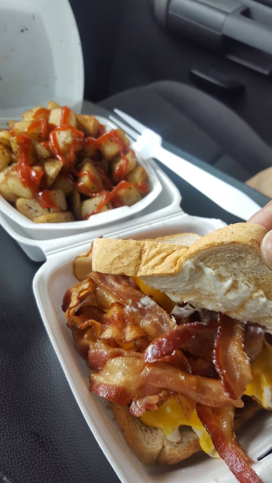 W & W Grocery | restaurant | 300 N Main St, Hutchins, TX 75141, USA | 9722252222 OR +1 972-225-2222