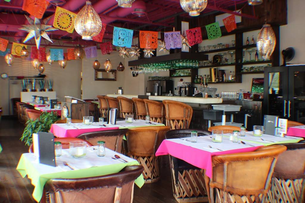 Guacamole y tequila - Restaurant mexicain Sherbrooke | restaurant | 2340 Rue King Ouest, Sherbrooke, QC J1J 2E8, Canada | 8198238181 OR +1 819-823-8181