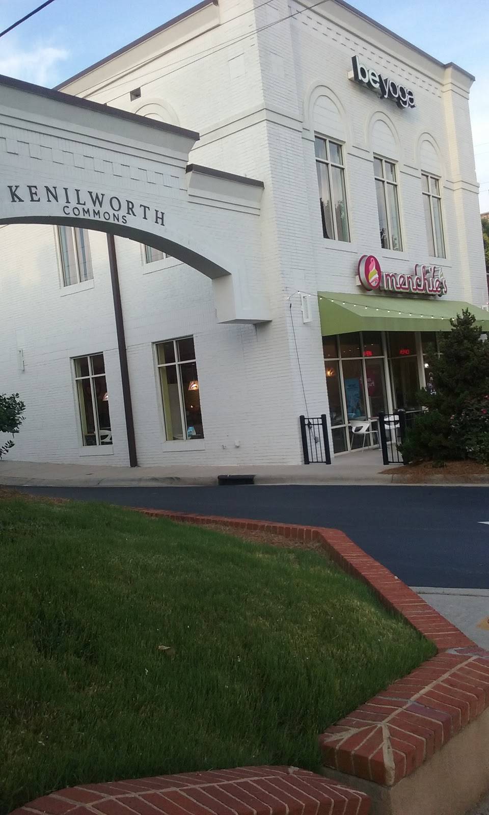 Menchies Frozen Yogurt | bakery | 1247 East Blvd Ste 240, Charlotte, NC 28203, USA | 7043481256 OR +1 704-348-1256