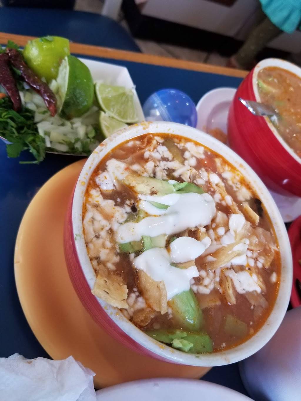 Machete Azteca | restaurant | 6709 W Indian School Rd, Phoenix, AZ 85033, USA | 6236969291 OR +1 623-696-9291