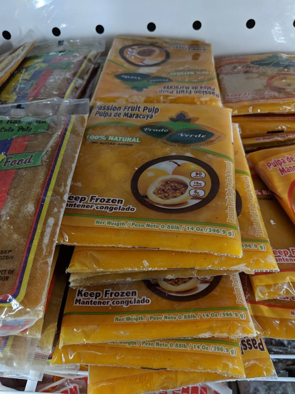 El Condor | restaurant | 2349 N Milwaukee Ave, Chicago, IL 60647, USA | 7732525112 OR +1 773-252-5112