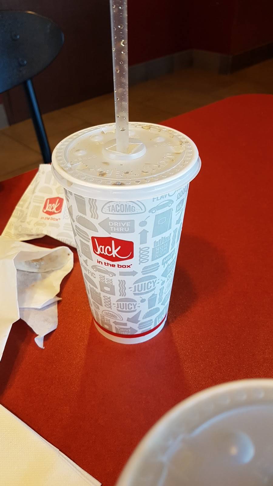 Jack in the Box | restaurant | 1085 S Green Valley Rd, Watsonville, CA 95076, USA | 8317243993 OR +1 831-724-3993