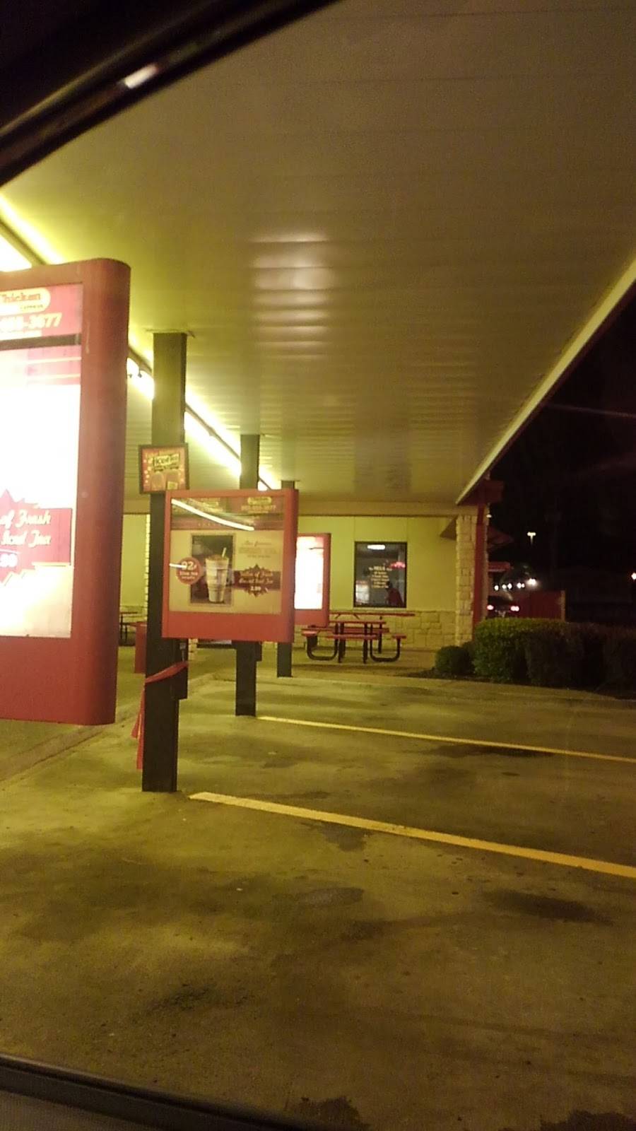 Chicken Express | restaurant | 6211 Wesley St, Greenville, TX 75402, USA | 9034553677 OR +1 903-455-3677