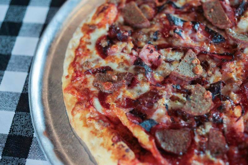 Rullis Italian Rest Inc | restaurant | 851 Hwy 20, Middlebury, IN 46540, USA | 5748257222 OR +1 574-825-7222