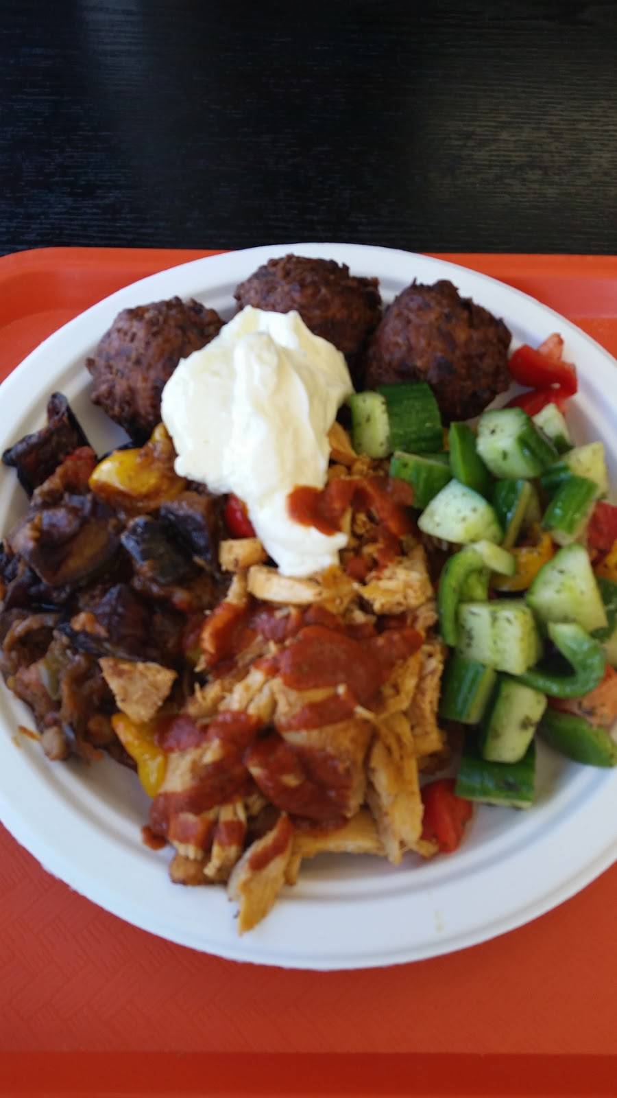 Ghazale Restaurant | restaurant | 3180 Lake Shore Blvd W, Etobicoke, ON M8V 4B7, Canada | 4162524417 OR +1 416-252-4417