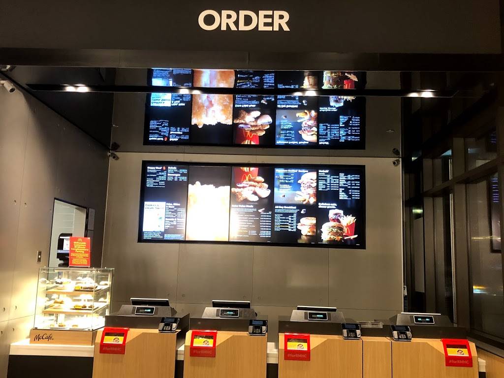 McDonalds | restaurant | 3610 N Clark St, Chicago, IL 60613, USA | 7738834770 OR +1 773-883-4770