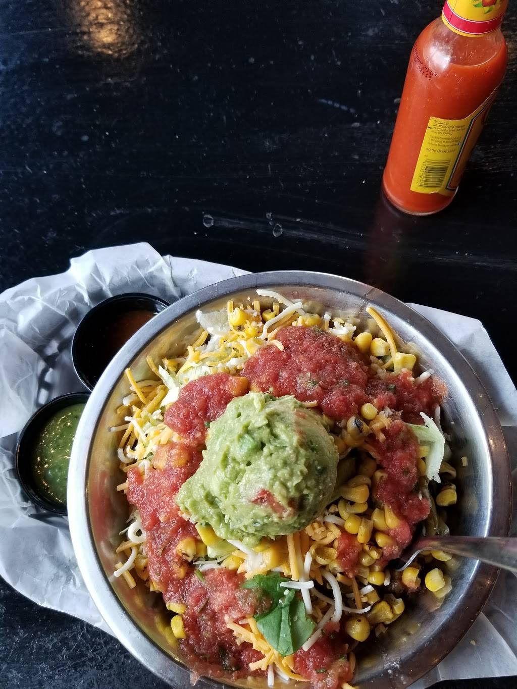 Überrito Mexican Grill La Centerra | restaurant | 23501 Cinco Ranch Blvd, Katy, TX 77494, USA | 2813717150 OR +1 281-371-7150