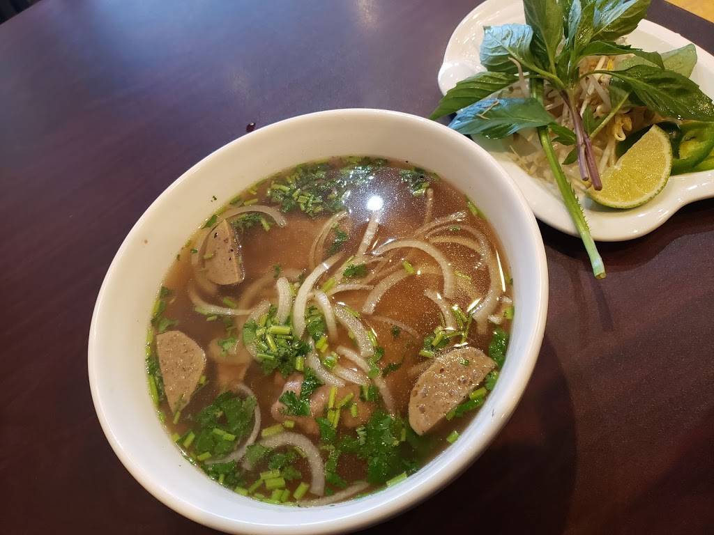 Pho Kho Gia Lai Vietnamese restaurant Pho | restaurant | 328 Peterson Rd, Libertyville, IL 60048, USA | 2242068128 OR +1 224-206-8128