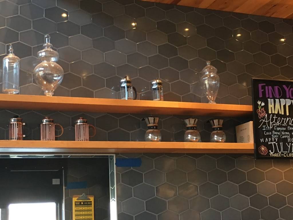 Starbucks | cafe | 3471 Center Rd, Brunswick, OH 44212, USA | 3302204460 OR +1 330-220-4460