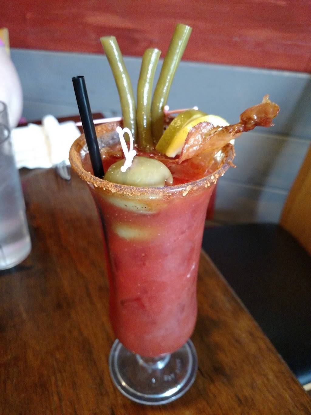 Smoke on the Water | restaurant | 77 Young St, Tonawanda, NY 14150, USA | 7166924227 OR +1 716-692-4227