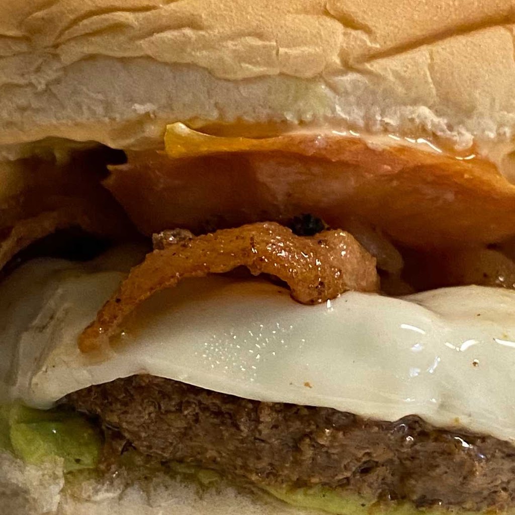 Burger to the beat | restaurant | S Mesa Dr, Mesa, AZ 85204, USA | 6025834759 OR +1 602-583-4759