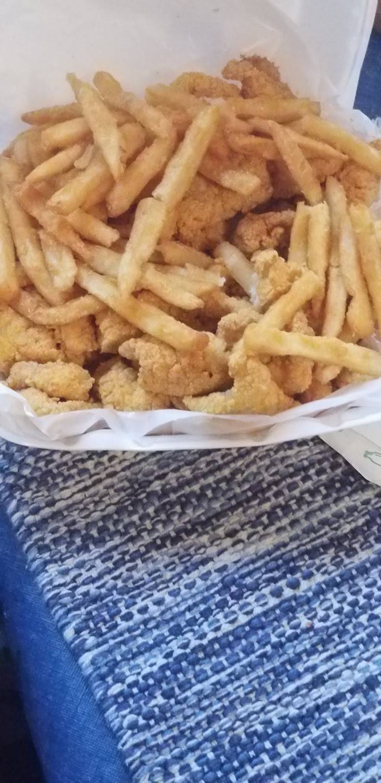 JJ fish & Chicken | restaurant | 6005 W Appleton Ave, Milwaukee, WI 53210, USA | 4145850045 OR +1 414-585-0045