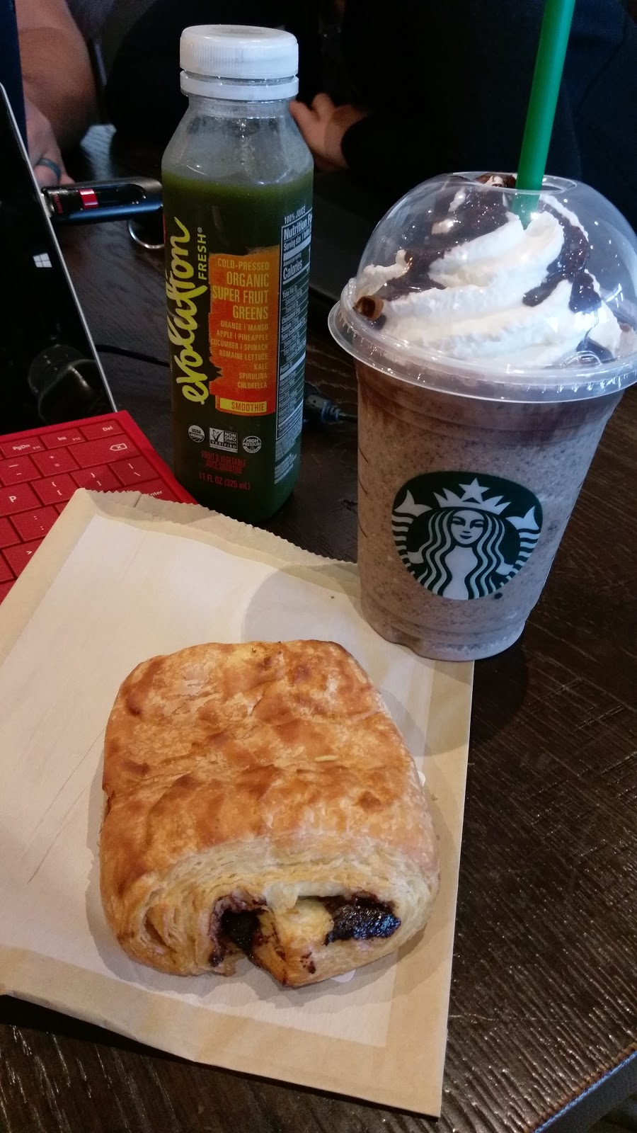 Starbucks | cafe | 9226 Potranco Rd, San Antonio, TX 78251, USA | 2106121949 OR +1 210-612-1949