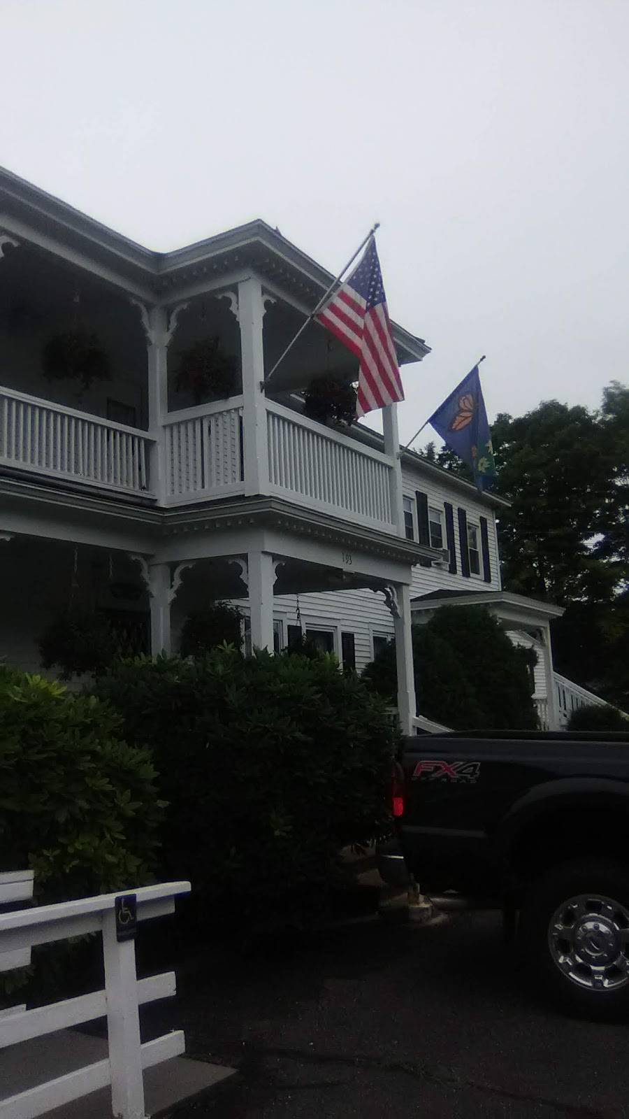 The Whately Inn | restaurant | 193 Chestnut Plain Rd, Whately, MA 01093, USA | 4136653044 OR +1 413-665-3044