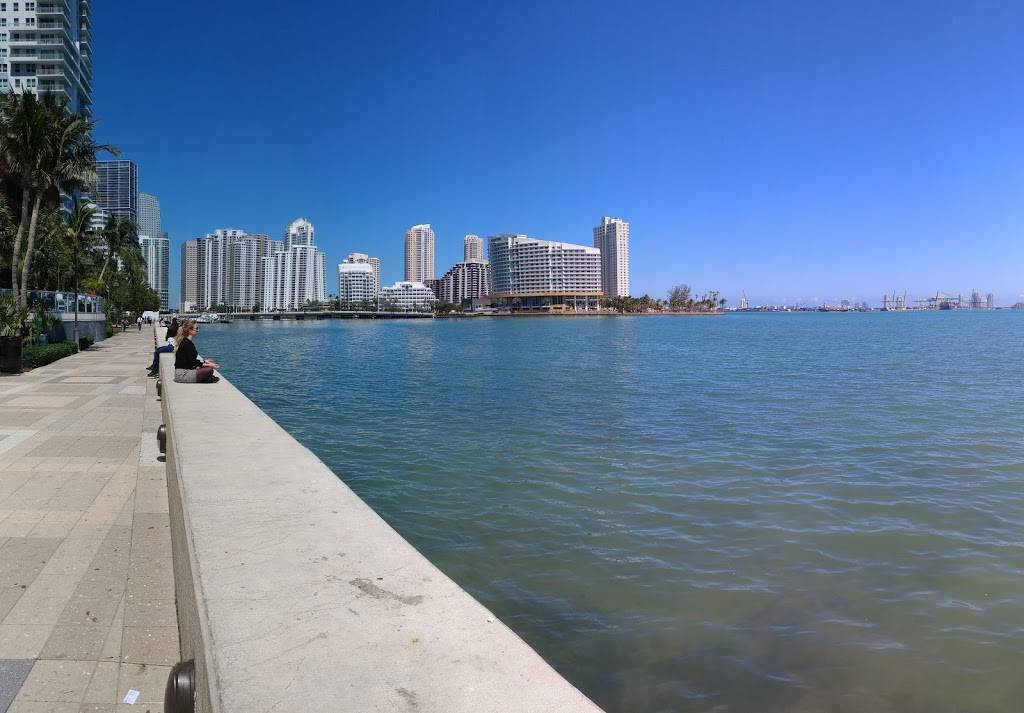 Crazy About You | night club | 1155 Brickell Bay Dr #101, Miami, FL 33131, USA | 3053774442 OR +1 305-377-4442