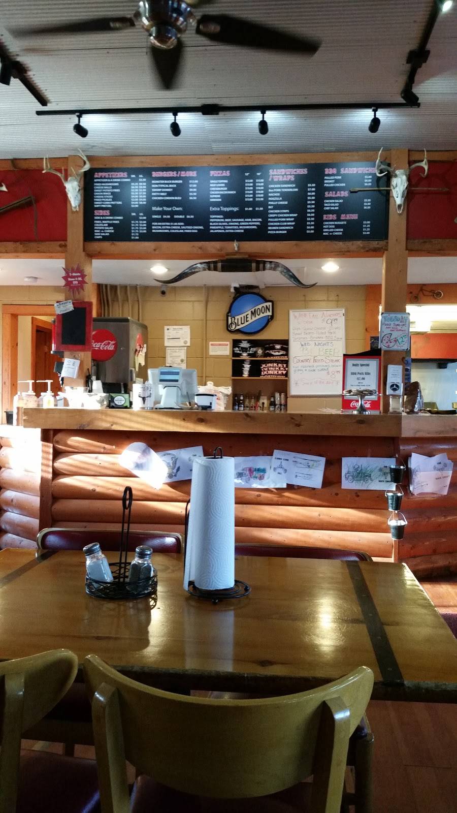 Buck Snort | restaurant | 113 4th St, Neola, IA 51559, USA | 7124859090 OR +1 712-485-9090