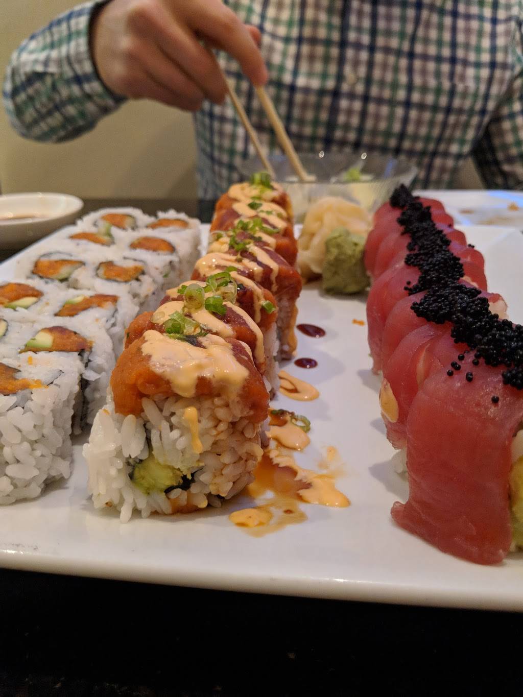 Koshi Sushi & Bistro | restaurant | 201 W 21st St suite 9, Norfolk, VA 23517, USA | 7572225200 OR +1 757-222-5200
