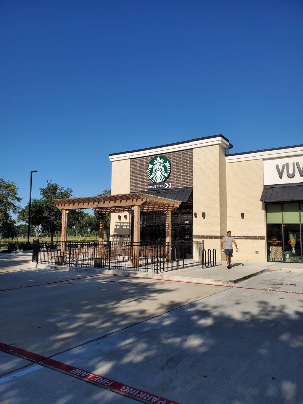 Starbucks | cafe | 18002 Park Row #100, Houston, TX 77084, USA | 8325849887 OR +1 832-584-9887