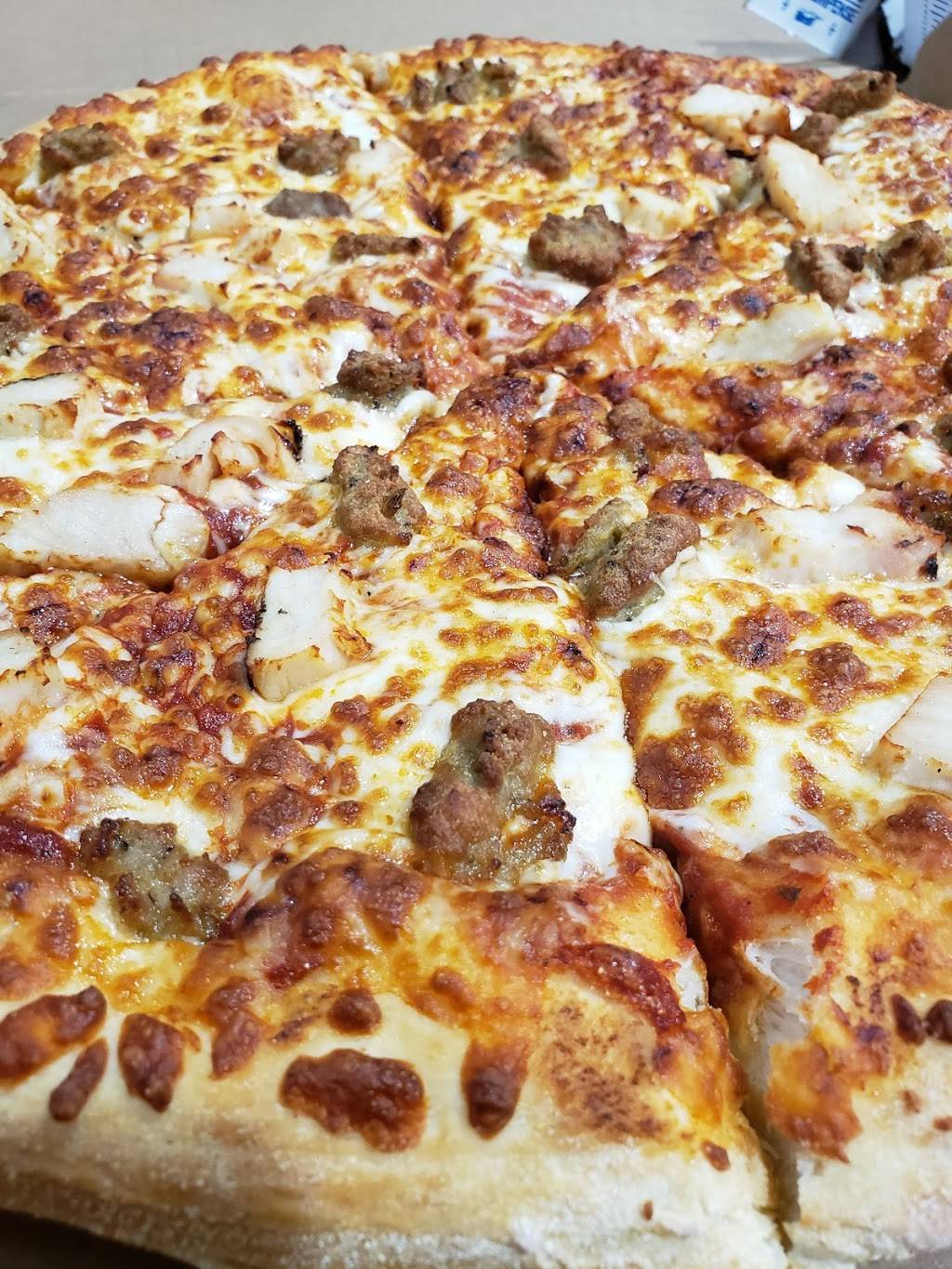 Dominos Pizza | meal delivery | 655 Fairway Rd S Building B, Kitchener, ON N2C 1X4, Canada | 5198041212 OR +1 519-804-1212