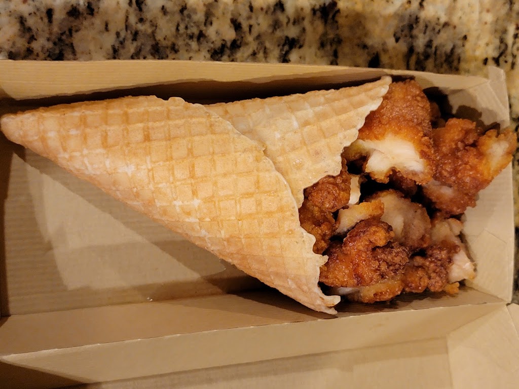 ChicknCone | meal takeaway | 15 N Euclid Ave, St. Louis, MO 63108, USA | 3144491075 OR +1 314-449-1075