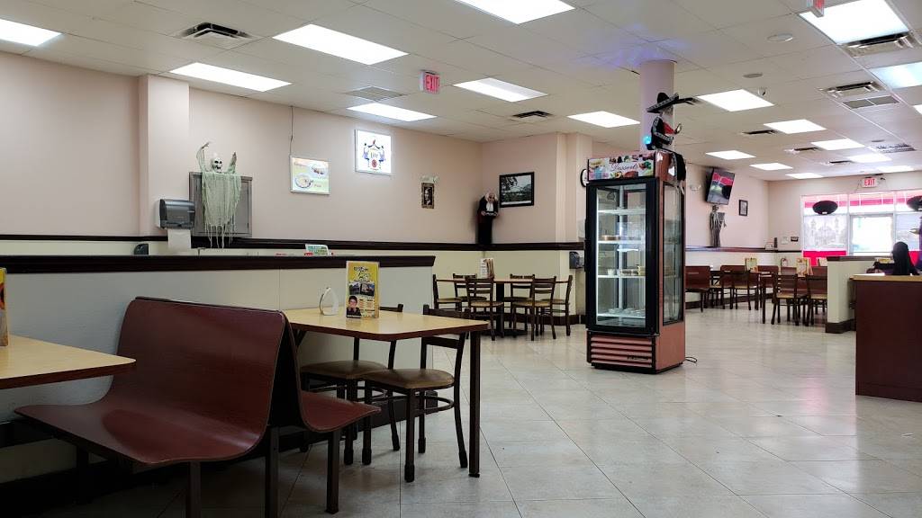 Reys Pizza | restaurant | 13732 SW 152nd St, Miami, FL 33177, USA | 3052325550 OR +1 305-232-5550