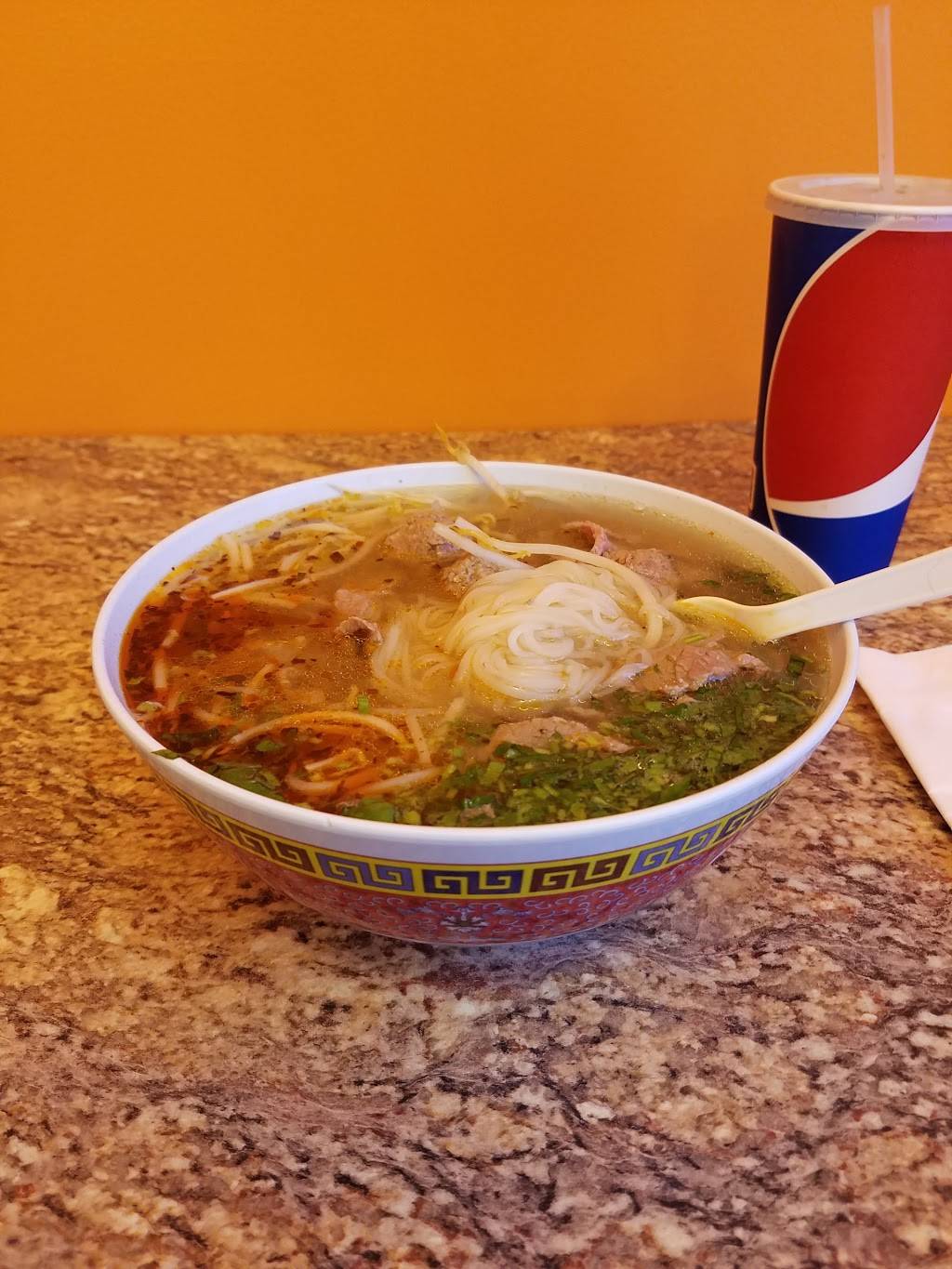 Dong Khanh Restaurant | restaurant | 266 33rd Ave S #8, St Cloud, MN 56301, USA | 3207741412 OR +1 320-774-1412