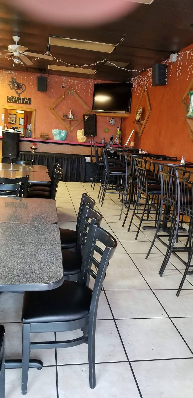 Maravatio Restaurant | restaurant | 4619 E R L Thornton Fwy, Dallas, TX 75223, USA | 2148243300 OR +1 214-824-3300