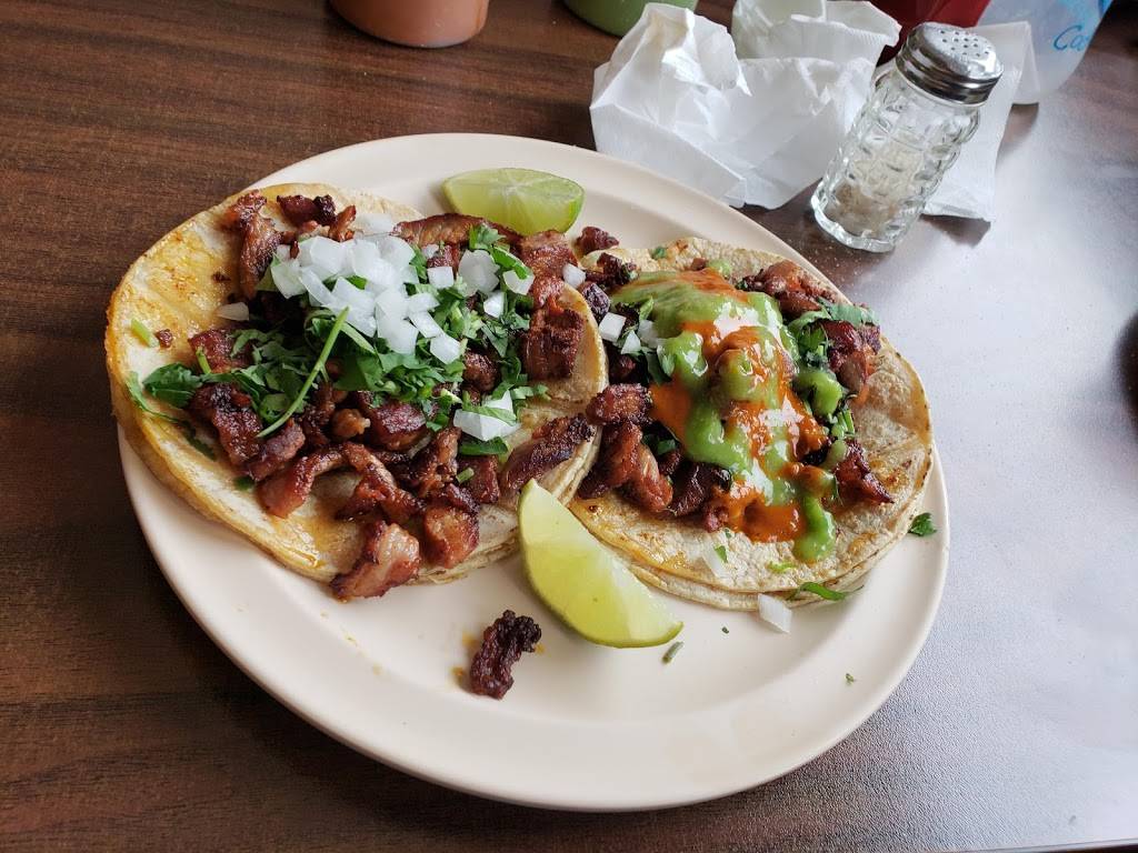 Taqueria El Zarape Giftly | restaurant | 700 W Jefferson St, Joliet, IL 60435, USA | 8159552413 OR +1 815-955-2413