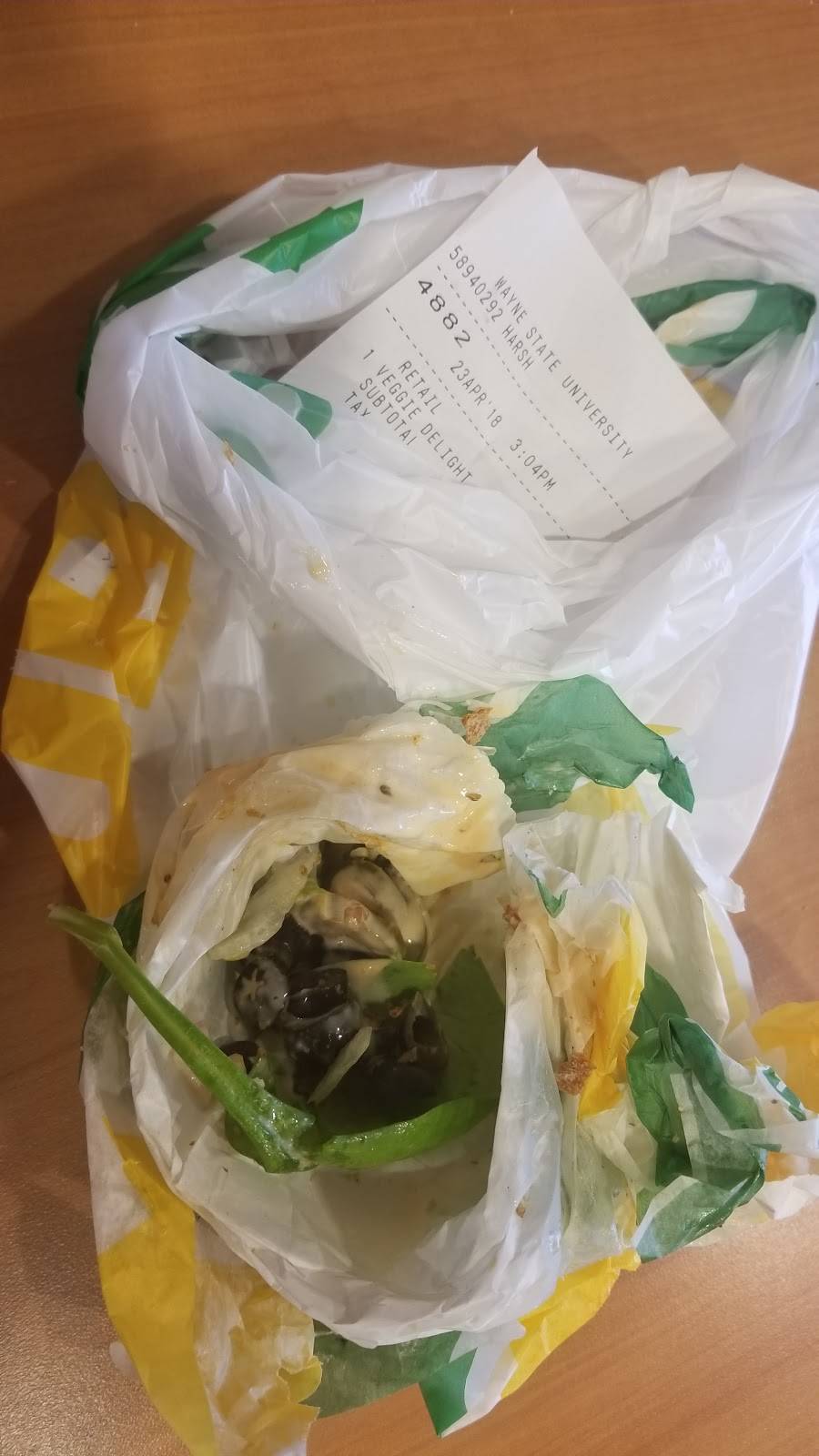 Subway | restaurant | 655 W Kirby St, Detroit, MI 48202, USA | 3135775783 OR +1 313-577-5783