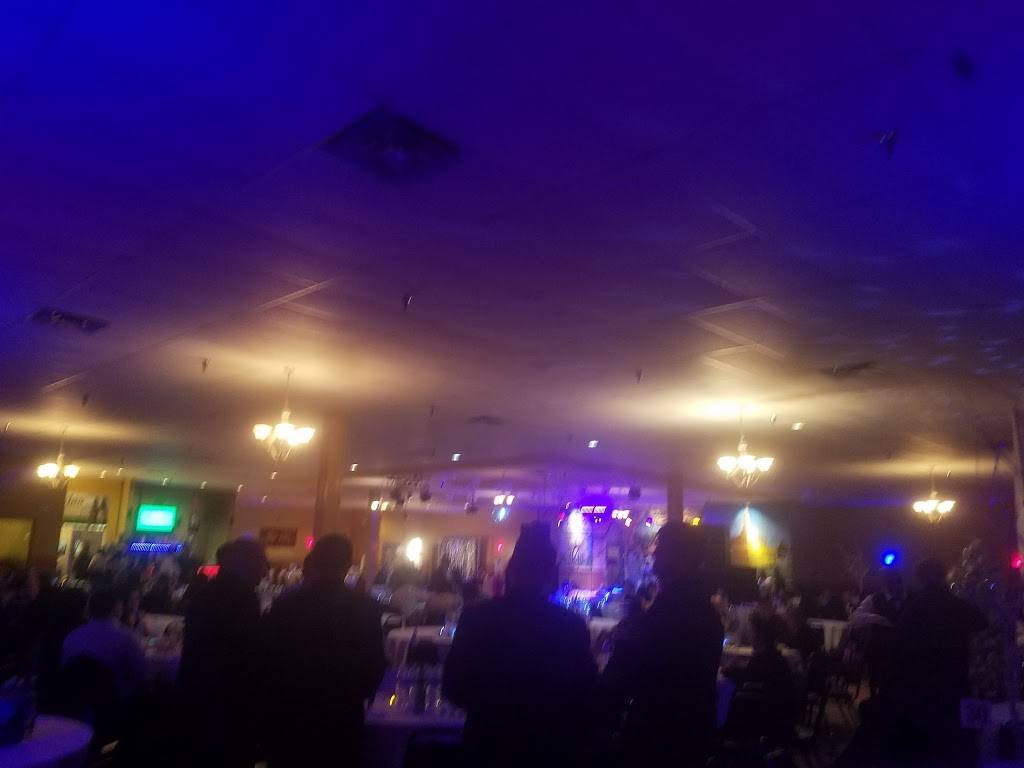 Buasavanh | restaurant | 7324 Lakeland Ave N, Brooklyn Park, MN 55428, USA | 7633151966 OR +1 763-315-1966