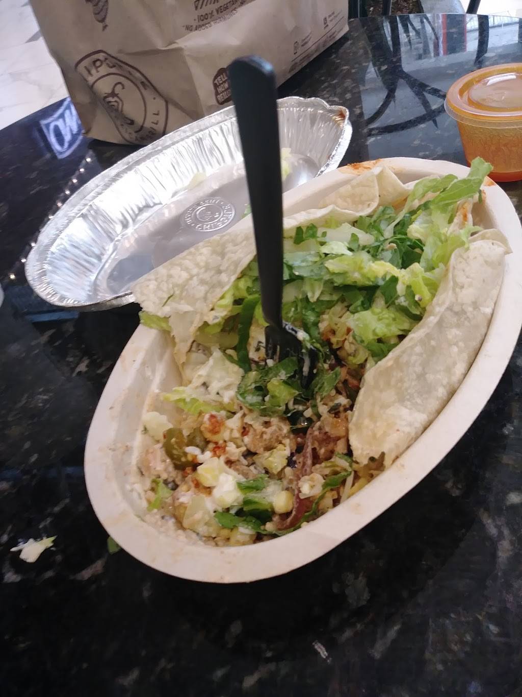 Chipotle Mexican Grill | restaurant | 4034 Townsfair Way # J-102, Columbus, OH 43219, USA | 6143378044 OR +1 614-337-8044