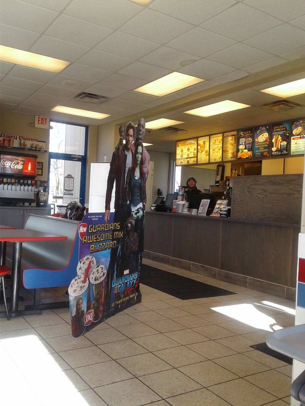 Dairy Queen | restaurant | 2451 Birch St, Eau Claire, WI 54703, USA | 7158352181 OR +1 715-835-2181