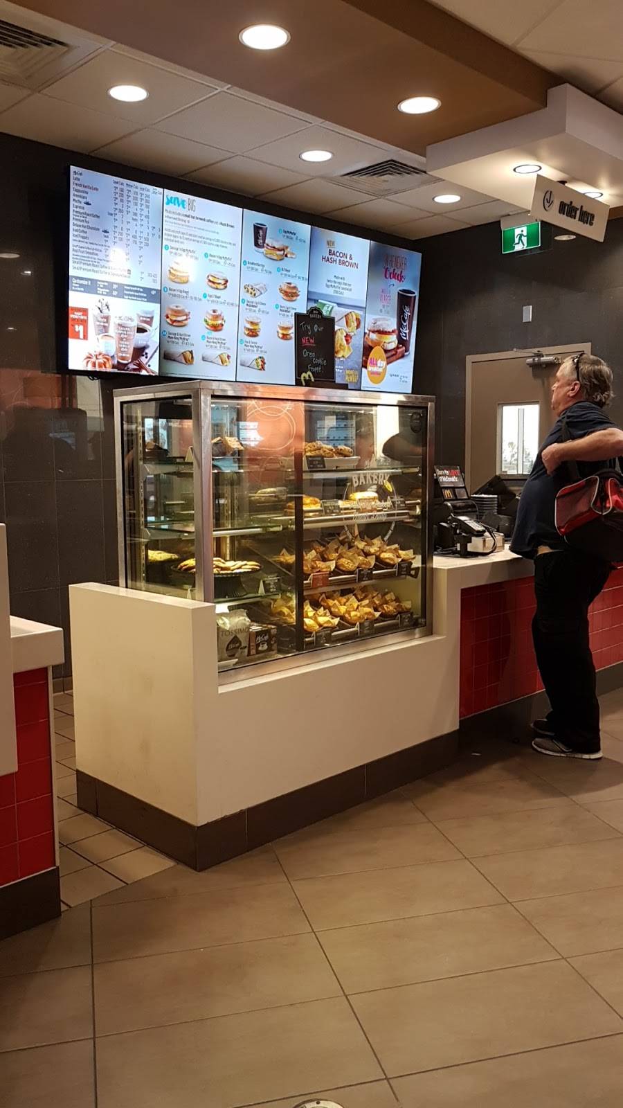 McDonalds | cafe | 159 Live Eight Way, Barrie, ON L4N 6P1, Canada | 7057228752 OR +1 705-722-8752