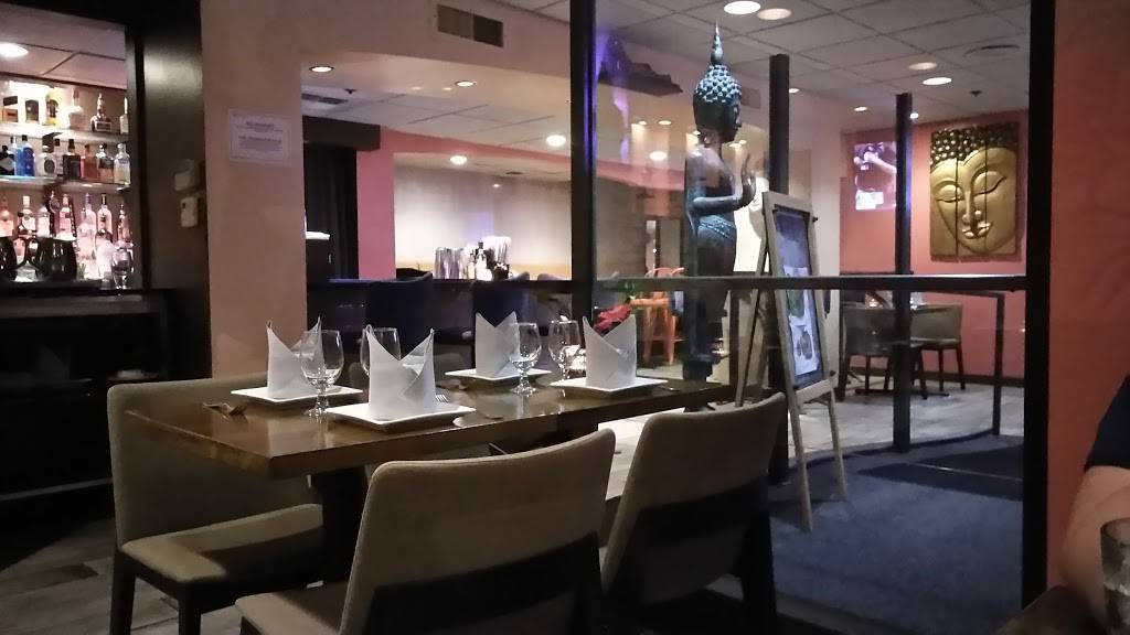 Thai On One | restaurant | 2904 1st Ave, Seattle, WA 98121, USA | 2064414348 OR +1 206-441-4348